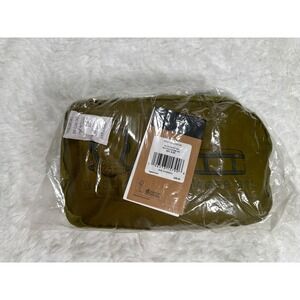 The North Face BC Voyager 32L‎ Backpack Sulphur Moss New Camping Hiking